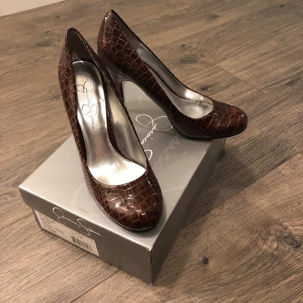 Jessica Simpson heels